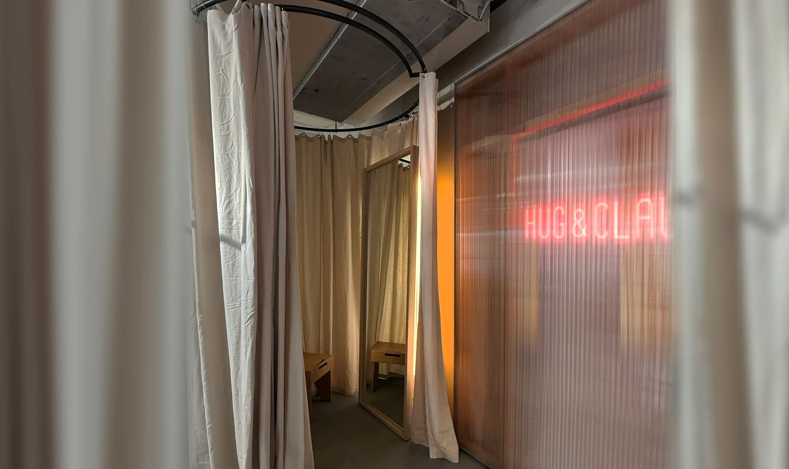 hub clau galeria 4 trasera