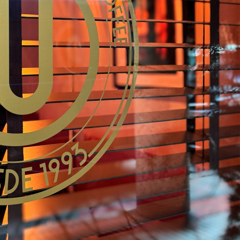 hub clau galeria 3 trasera